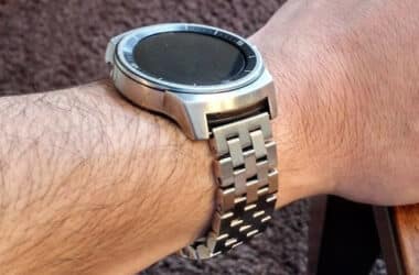 Transformez votre montre LG G Watch R en une montre Urbane