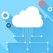Illustration de cloud computing avec des flèches et des engrenages