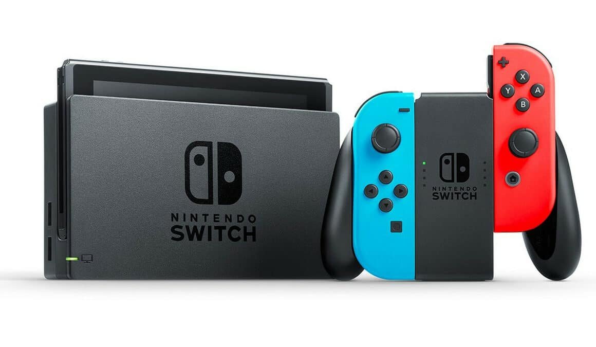 Console Nintendo Switch avec manettes rouge et bleue