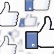 Multiples icônes de pouce levé sur fond flou