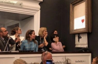 Voici quelques détournements du tableau de “La Petite Fille au Ballon” de Banksy !