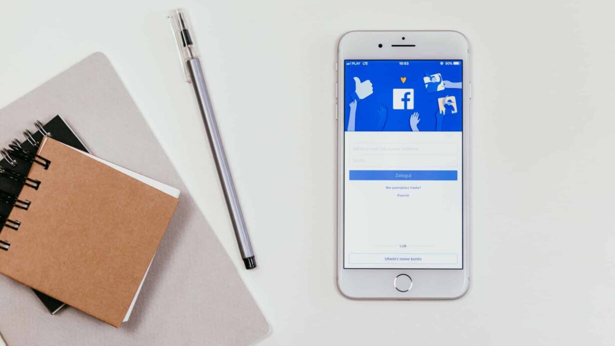 Facebook : comment lister les personnes (followers) qui aiment une page ?