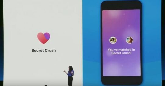 Présentation de Secret Crush avec une personne sur scène et un écran de smartphone