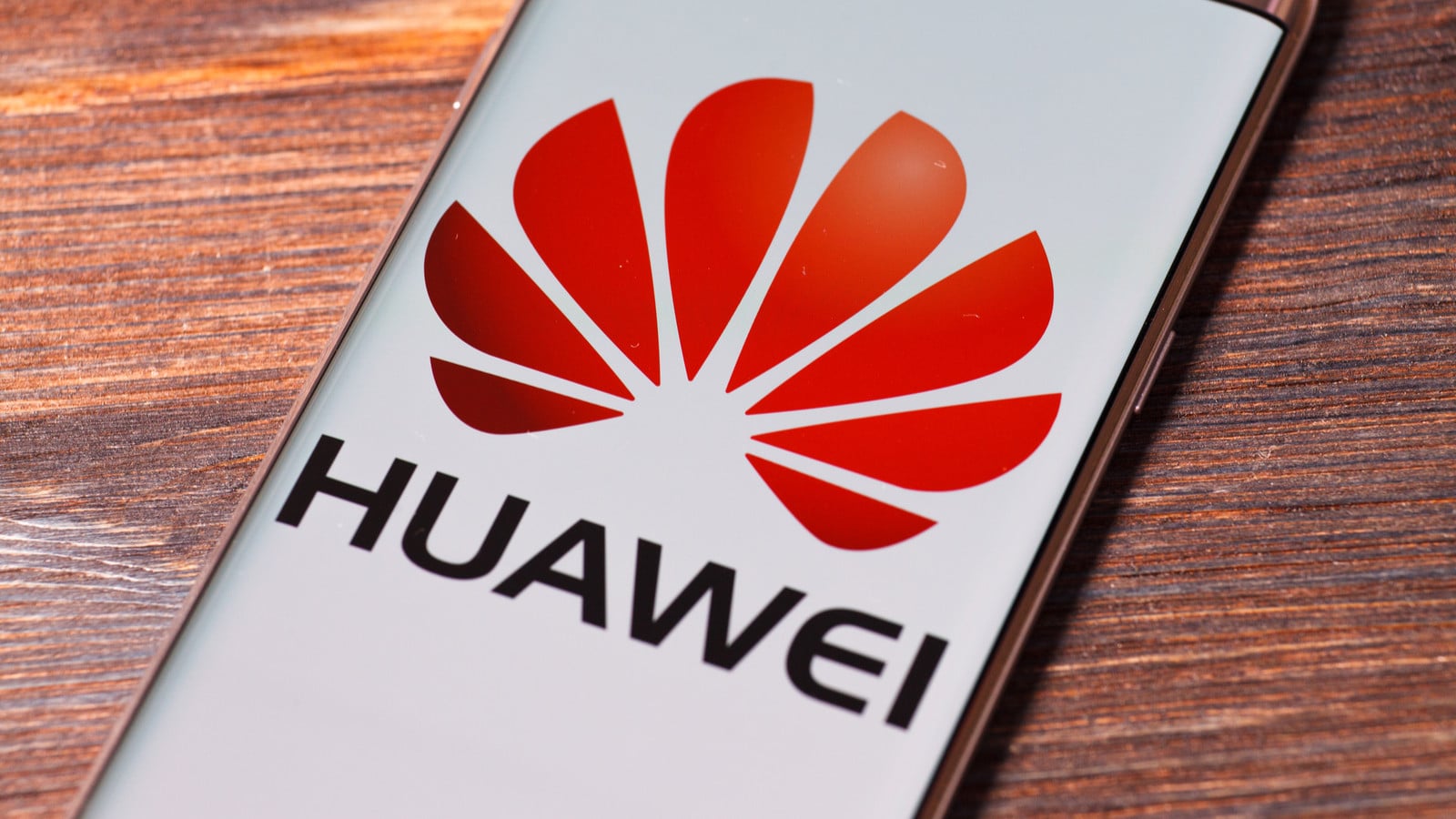 Facebook et Instagram ne seront plus installés par défaut sur les smartphones Huawei