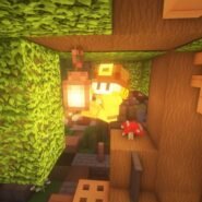 Personnage pixelisé tenant une lanterne dans un environnement boisé