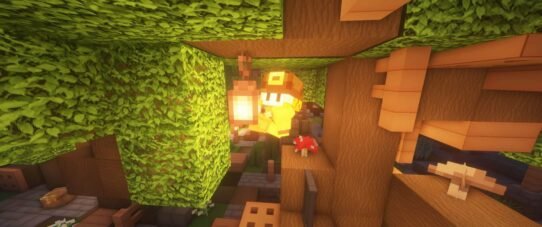 Personnage pixelisé tenant une lanterne dans un environnement boisé