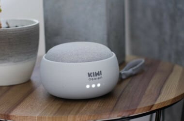 Google Home Mini devient nomade grâce au support-batterie de Kiwi Design