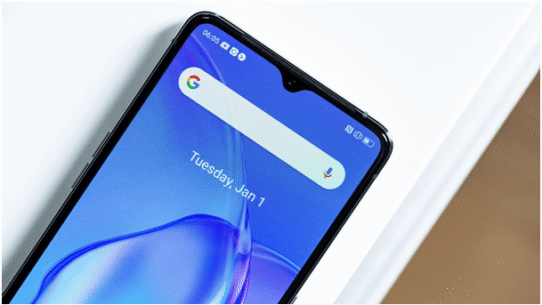 Smartphone moderne avec écran d'accueil
