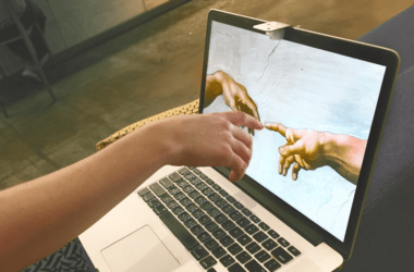 Avec Sistine, rendez tactile, l’écran de votre MacBook, pour 1$ seulement