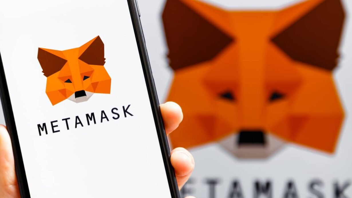 Logo Metamask affiché sur un smartphone