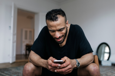 Comment éviter les arnaques sur les applis de rencontres