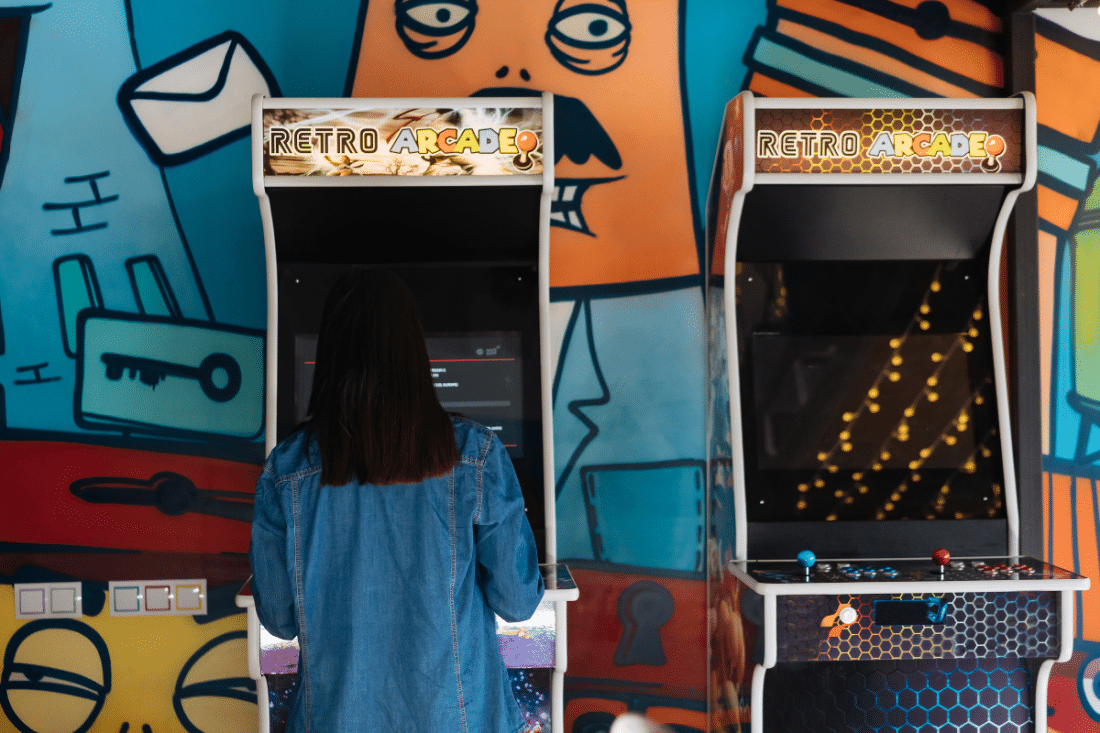 Créer une salle de jeux adulte parfaite : les indispensables — YubiGeek