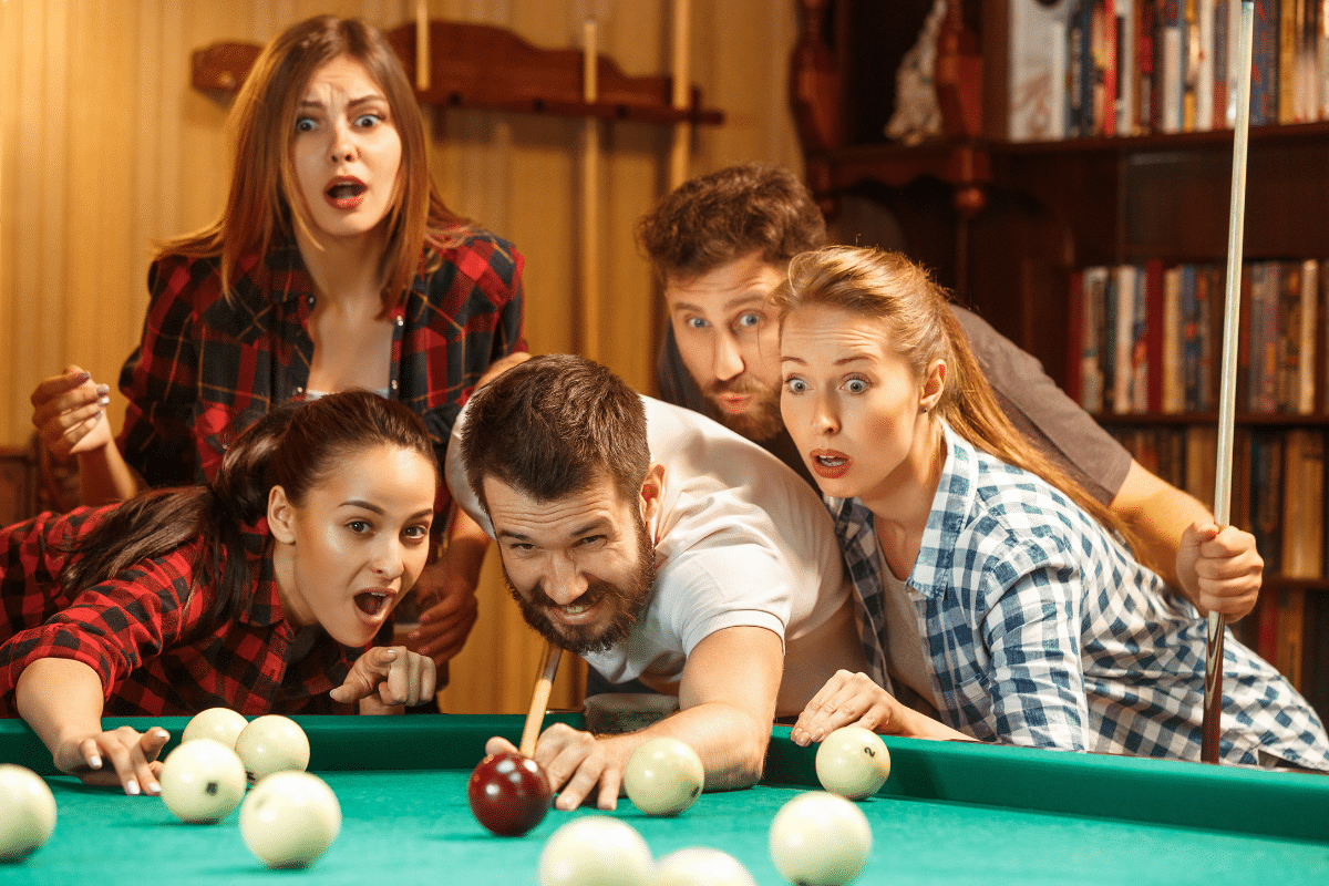 Créer une salle de jeux adulte parfaite : les indispensables — YubiGeek