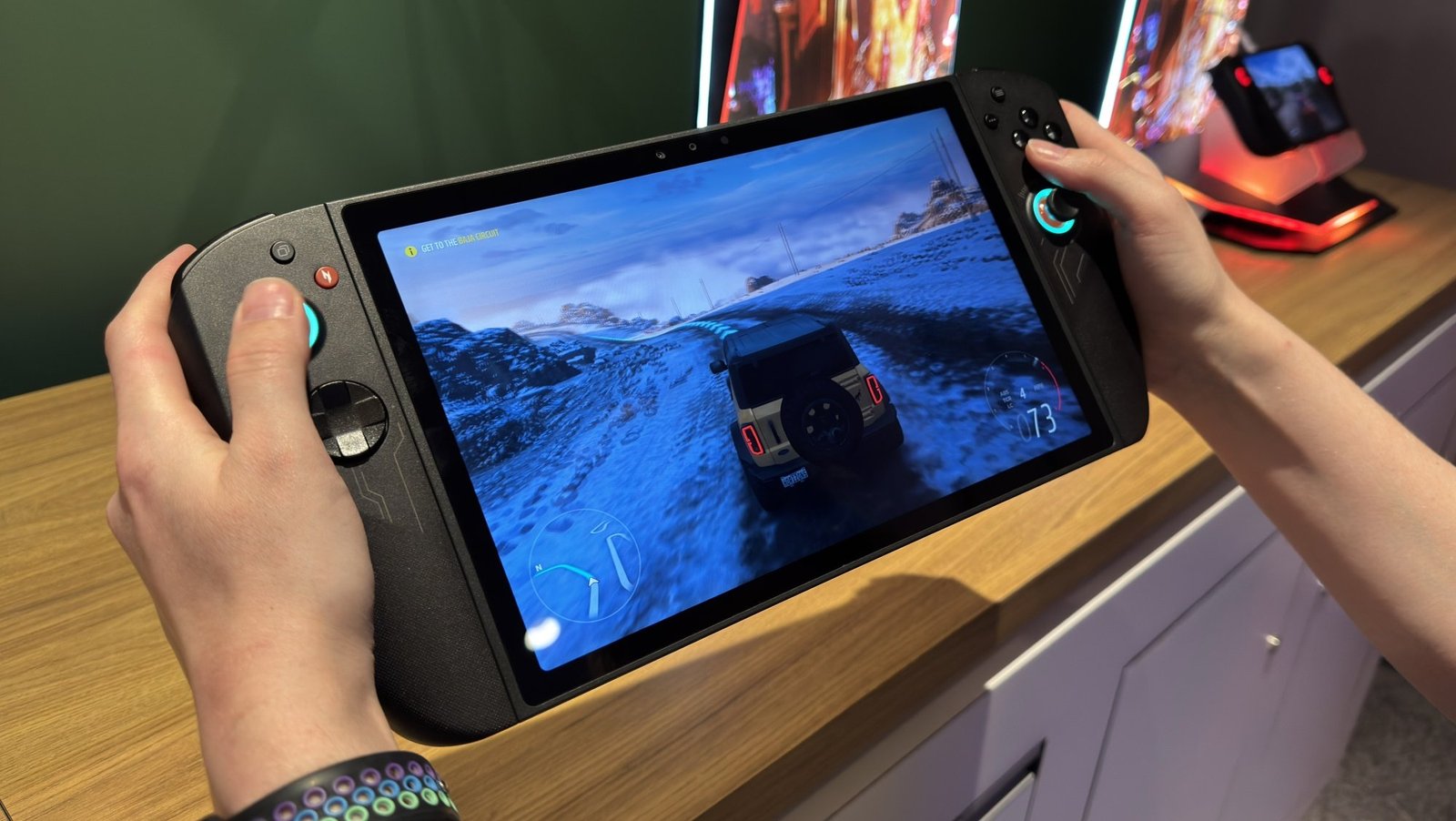 CES 2025: Ma technologie de jeu préférée (et la pire) du spectacle de cette année 7 Acer nitro Blaze 11