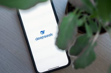 Cette application d'IA chinoise vient de dépasser ChatGPT