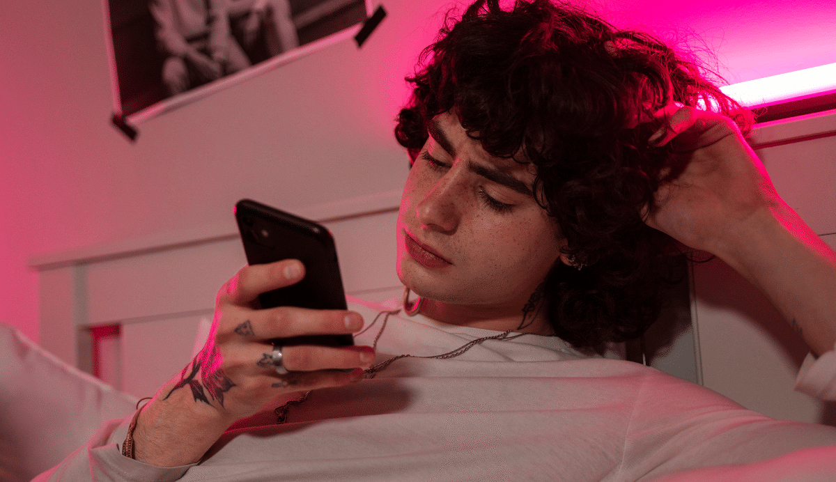 Vérification d'âge sur les sites pornos