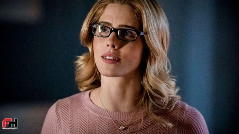 Emily Bett Rickards est ouverte à revenir en tant que Felicity Smoak dans le renouveau «Arrow»: "Je ne le fais pas pour Arrow ou vraiment pour les fans."