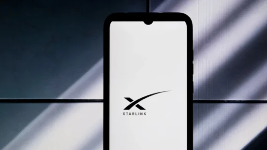 Connexion Internet mobile par satellite avec Starlink